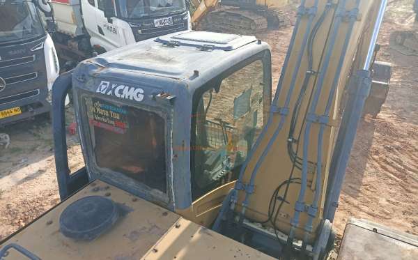 XCMG EXCAVATOR XE215C