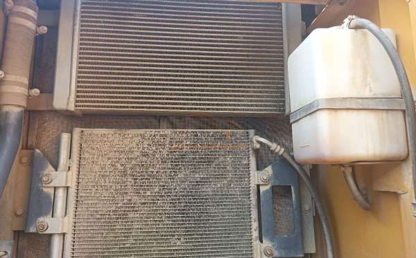 XCMG EXCAVATOR XE215C