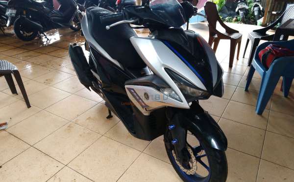 YAMAHA AEROX 155