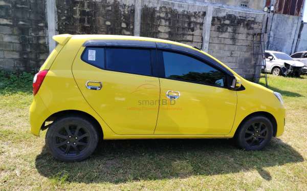 DAIHATSU AYLA 1.0 X