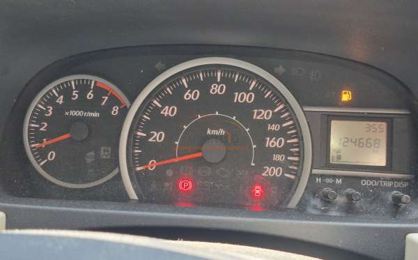 DAIHATSU  SIGRA  1.2 X