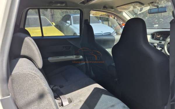 DAIHATSU  SIGRA  1.2 X