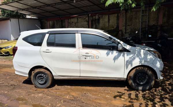 DAIHATSU  SIGRA  1.2 X