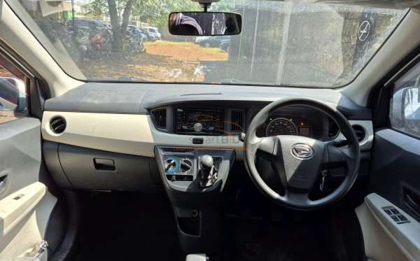 DAIHATSU  SIGRA  1.2 X