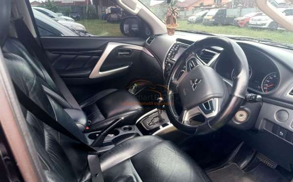 MITSUBISHI PAJERO SPORT 2.5L EXCEED (4X2)