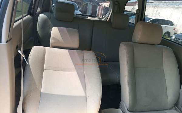 TOYOTA AVANZA 1.3 E