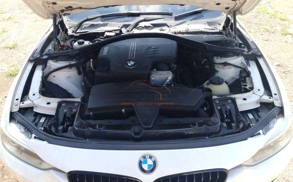 BMW 320I CKD AT