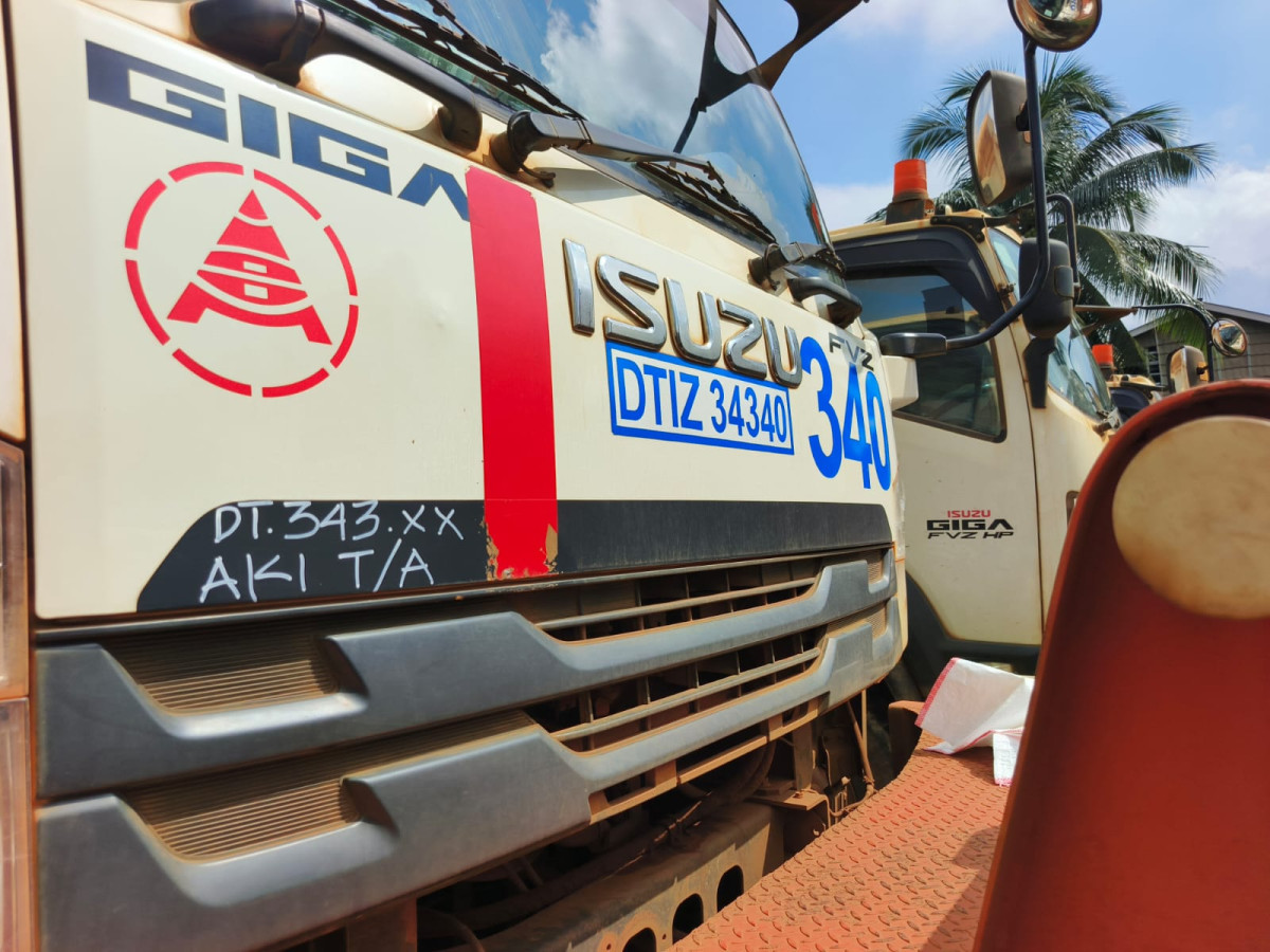 ISUZU  FVZ34 U