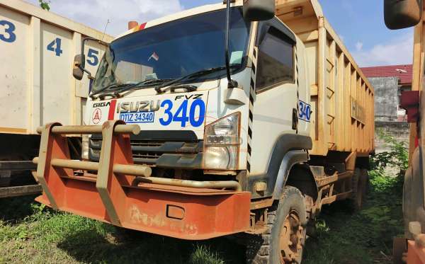 ISUZU  FVZ34 U