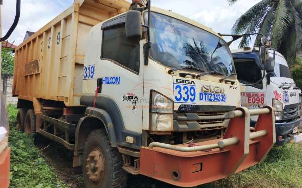 ISUZU  FVZ34 U