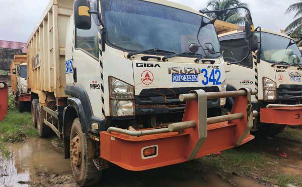 ISUZU  FVZ34 U