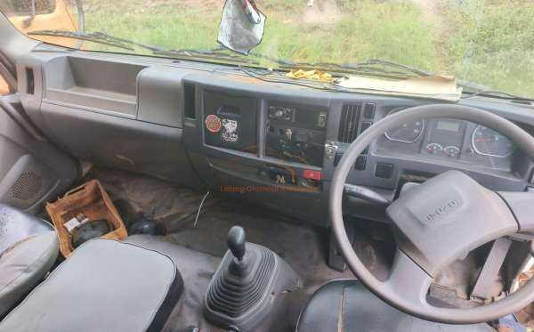 ISUZU  FVZ34 U