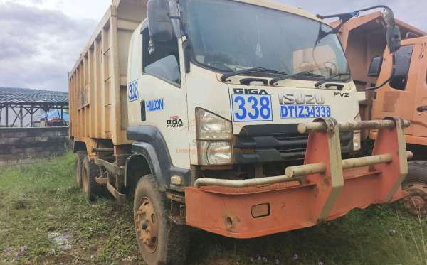ISUZU  FVZ34 U