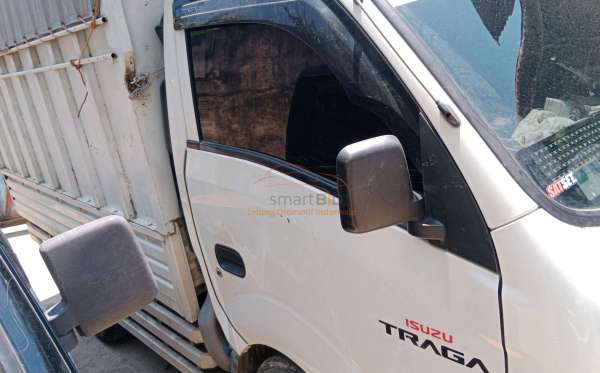 ISUZU TRAGA