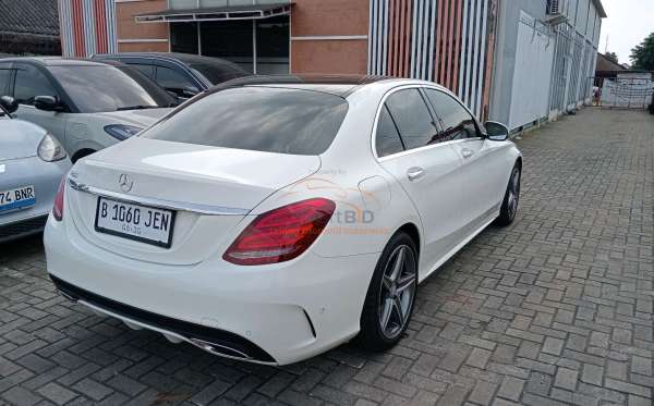 MERCEDES BENZ C250