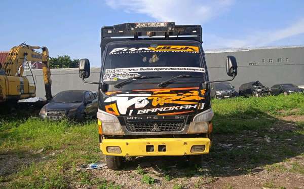 MITSUBISHI COLT DIESEL FE 74