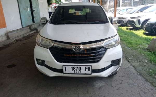 TOYOTA AVANZA