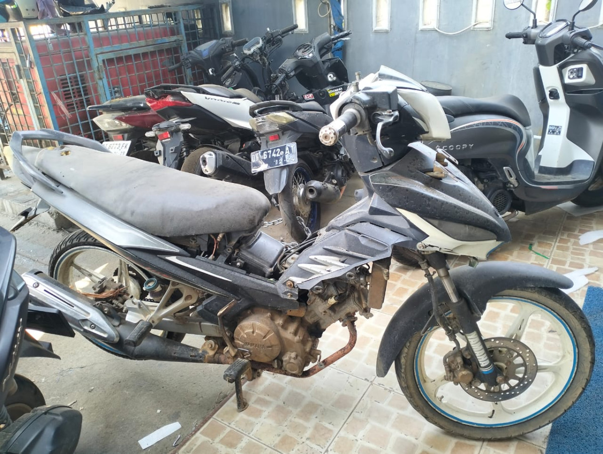 YAMAHA JUPITER MX CW