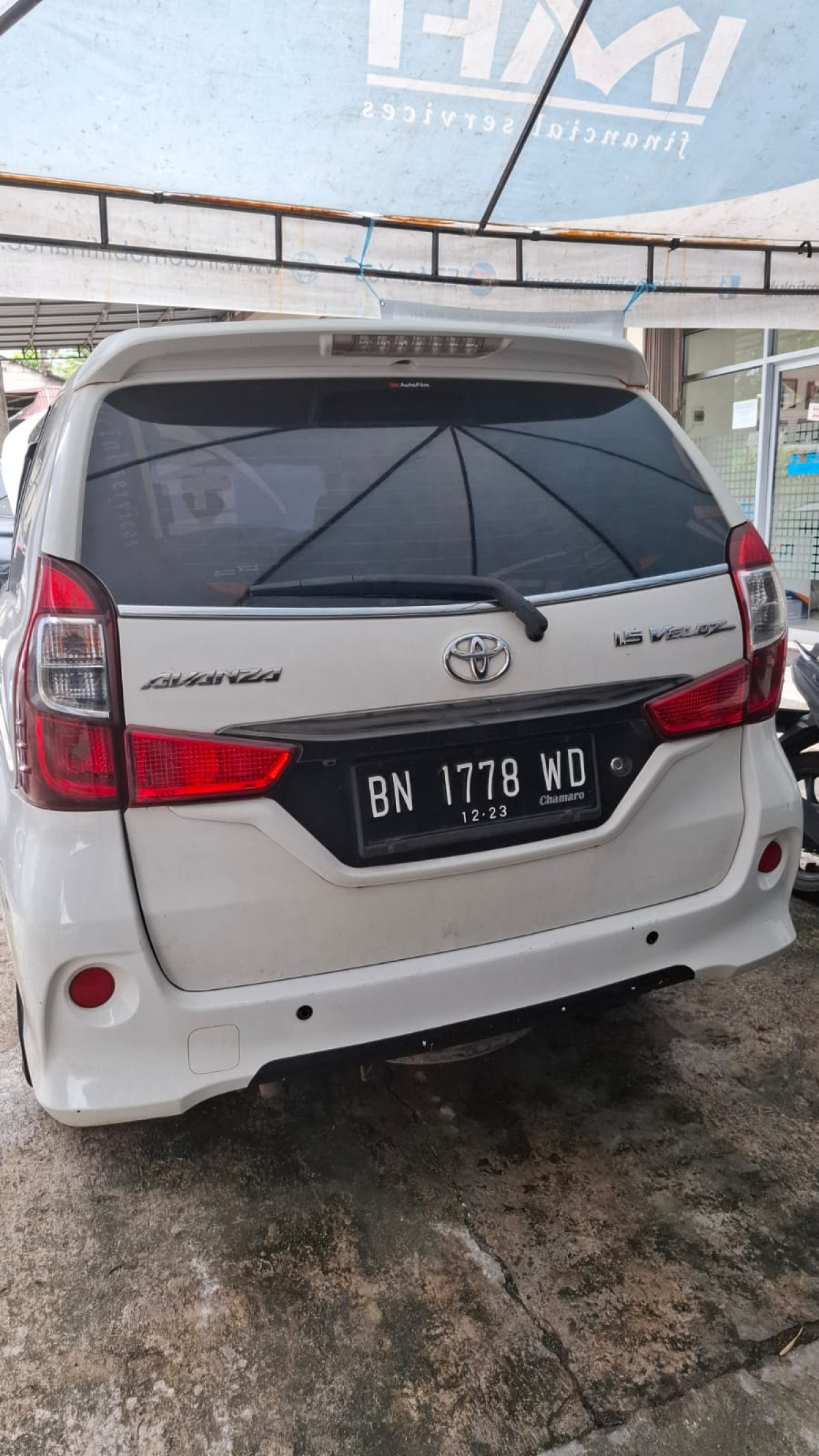 TOYOTA  AVANZA  VELOZ