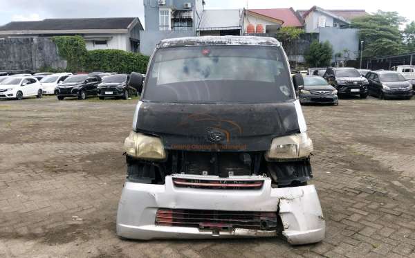 DAIHATSU GRAN MAX