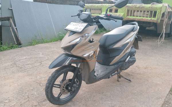 HONDA  BEAT STREET
