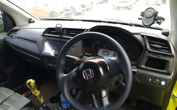 HONDA  BRIO  SATYA 1.2 S