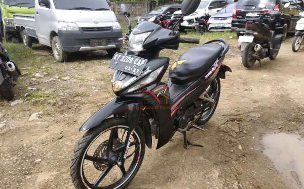 HONDA REVO X