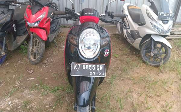 HONDA SCOOPY FI