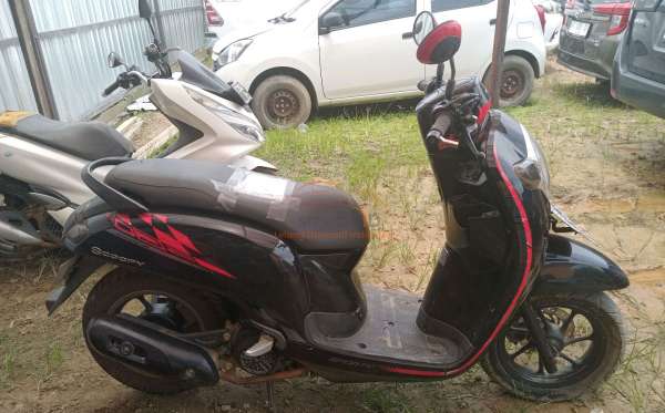 HONDA SCOOPY FI