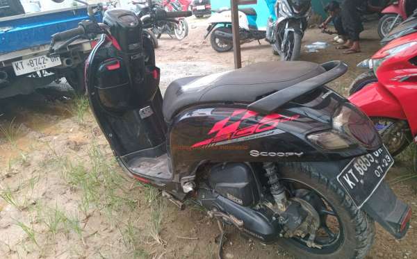 HONDA SCOOPY FI