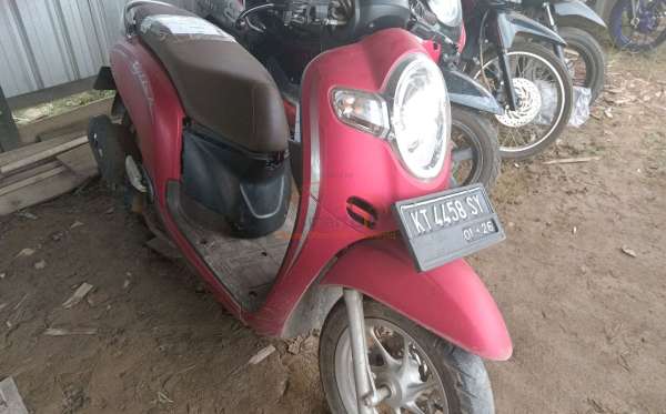 HONDA SCOOPY PRESTIGE