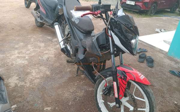 HONDA SONIC 150 R