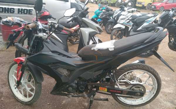 HONDA SONIC 150 R