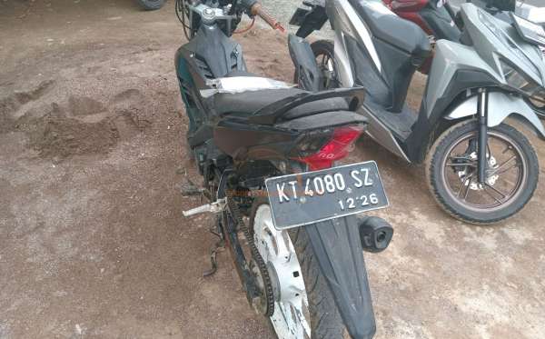 HONDA SONIC 150 R