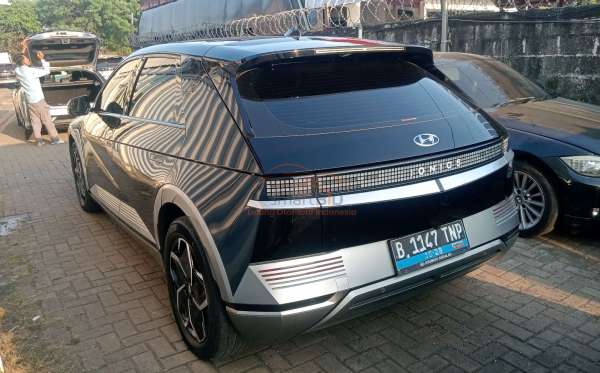 HYUNDAI IONIQ 5 EV SIGNATURE