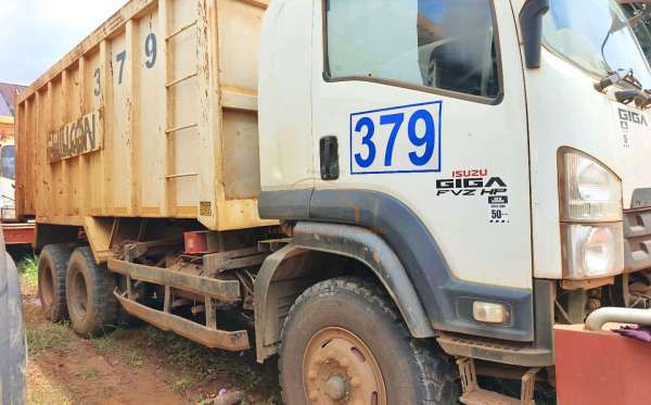 ISUZU  FVZ34 U