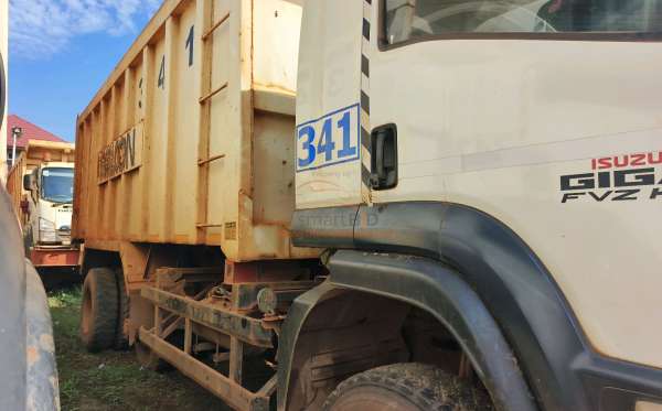 ISUZU  FVZ34 U