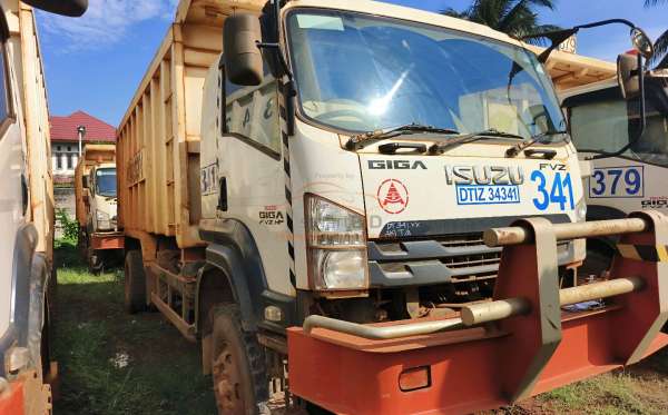 ISUZU  FVZ34 U