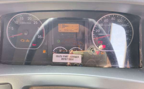 ISUZU  FVZ34 U