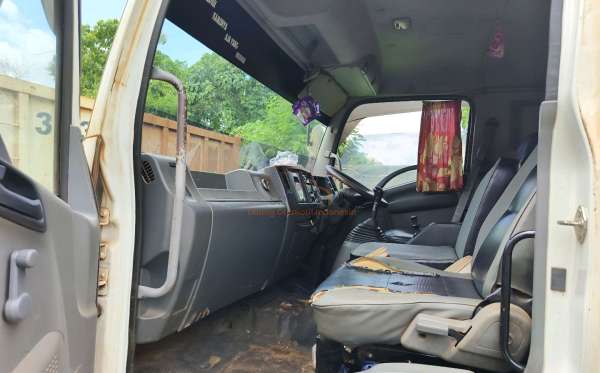 ISUZU  FVZ34 U