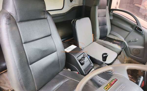 ISUZU  FVZ34 U