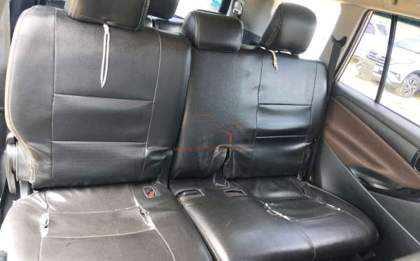 TOYOTA KIJANG INNOVA G