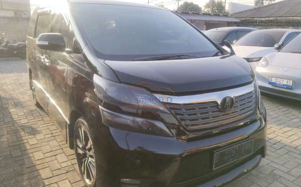 TOYOTA VELLFIRE 2.4