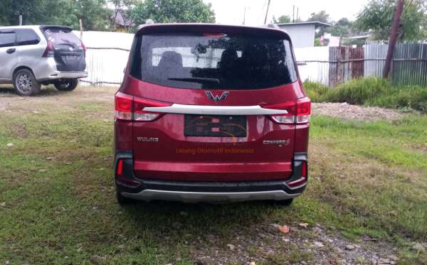 WULING  CONFERO  S 1.5L