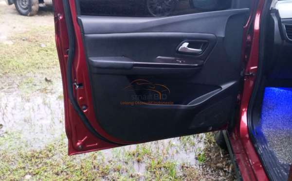 WULING  CONFERO  S 1.5L