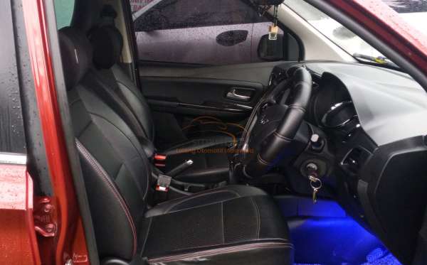 WULING  CONFERO  S 1.5L