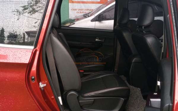 WULING  CONFERO  S 1.5L