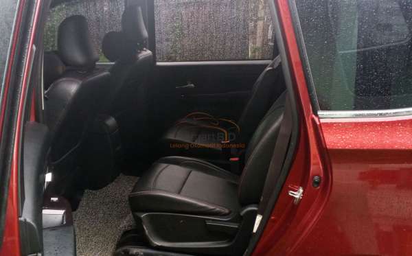 WULING  CONFERO  S 1.5L