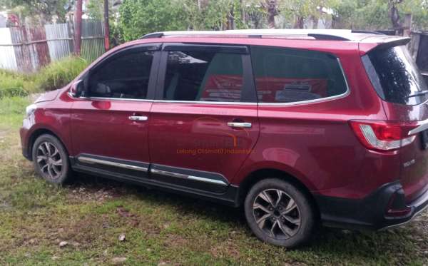 WULING  CONFERO  S 1.5L