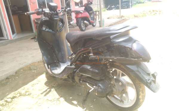 YAMAHA MIO FINO SPORTY